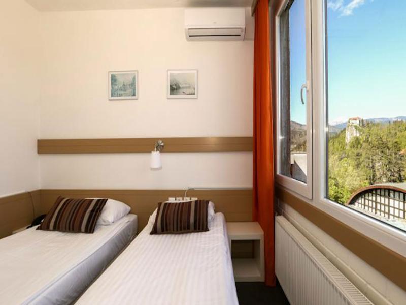 בלד Hotel Krim מראה חיצוני תמונה
