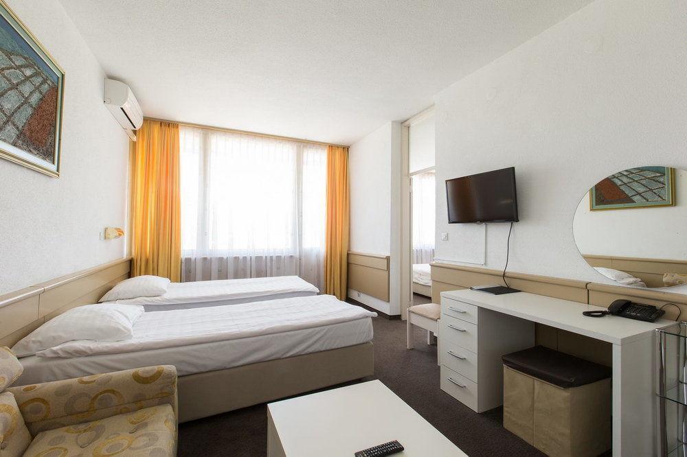 בלד Hotel Krim מראה חיצוני תמונה